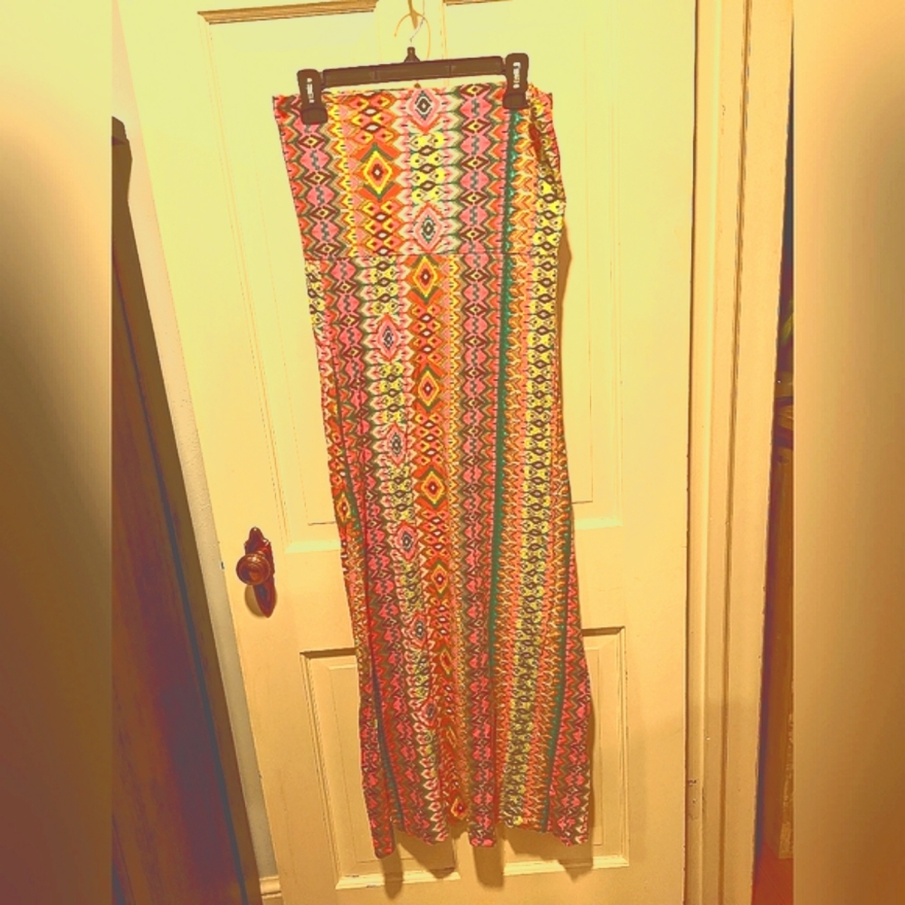 Roxy maxi skirt